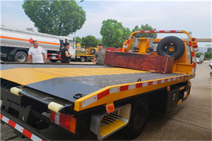 阎良附近拖车电话号码服务